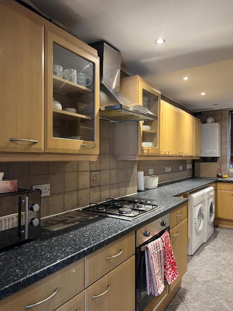 London Property Apartments For Up To 6, Next To Big Ben & London Eye Exteriér fotografie
